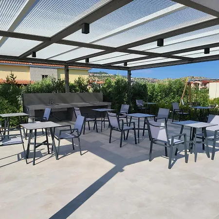 Villa Olea Valley T2 *